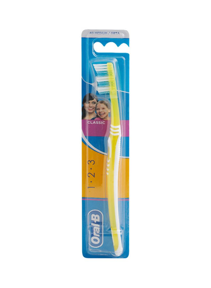 3-Effect Classic Medium Toothbrush 1 Pcs - MazenOnline
