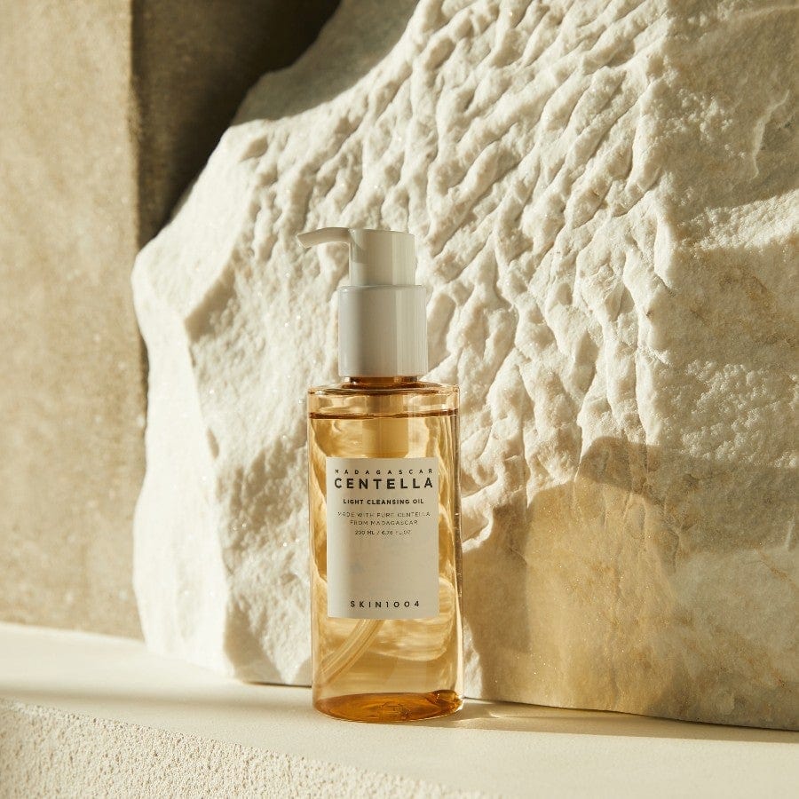 SKIN1004 Cleanser Madagascar Centella Light Cleansing Oil