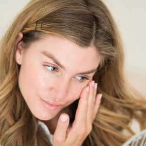 Prep & Hydrate - Illuminating Make-Up Primer 24H Hydration - MazenOnline