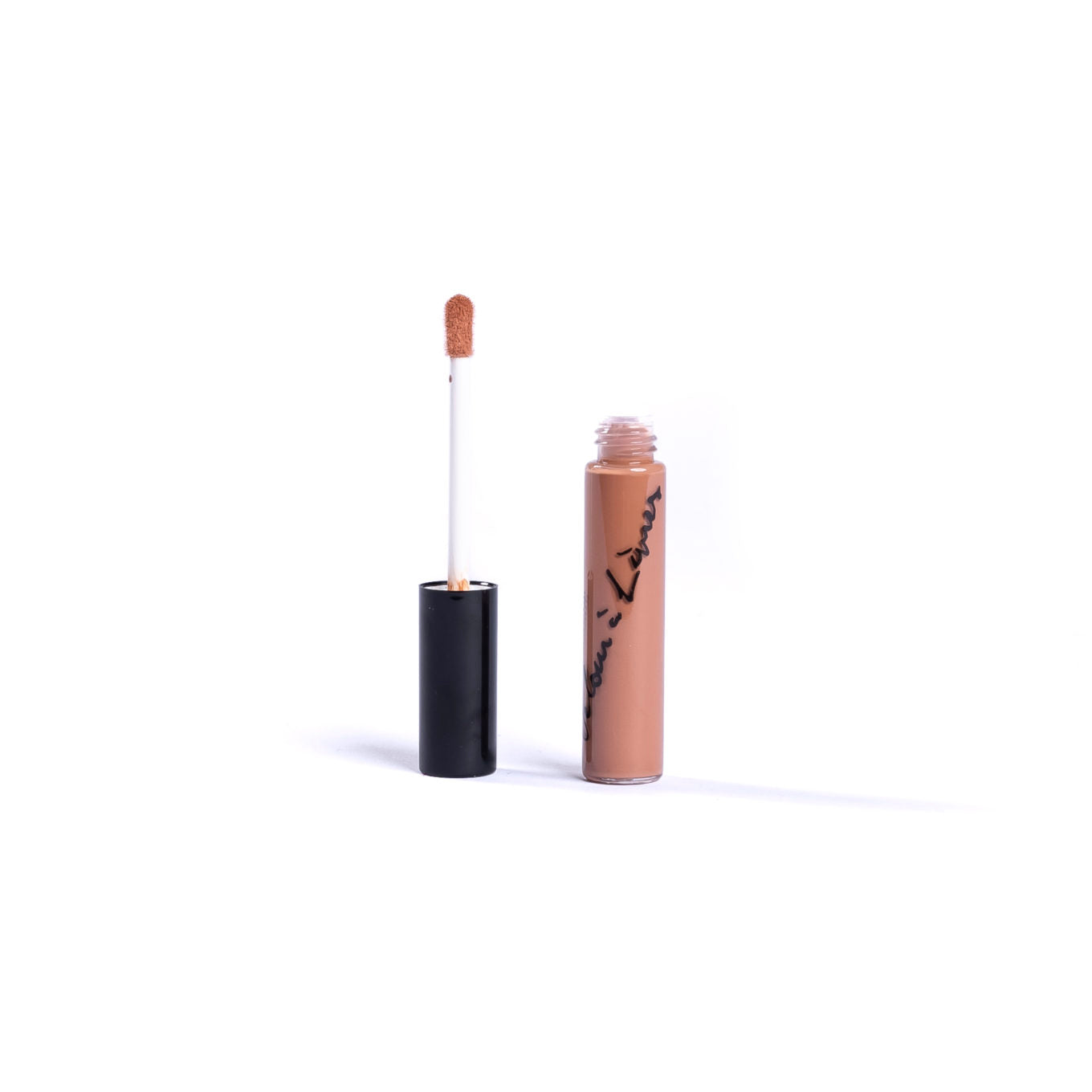 makeup looks bassam Velour A Lèvres