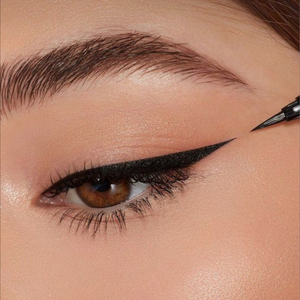 Roo - Roo Dark Black Eyeliner | MazenOnline