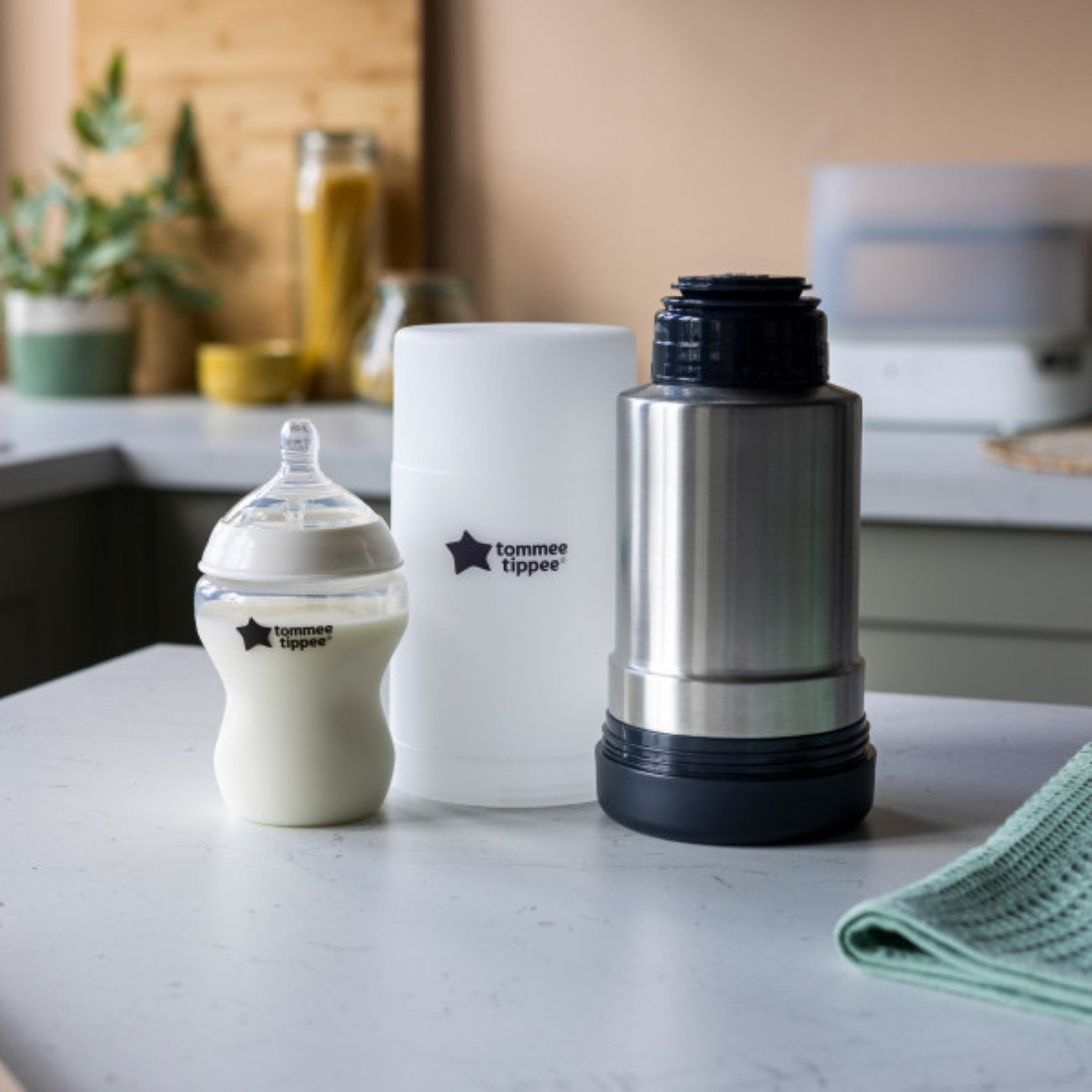 Tommee Tippee - Travel Food & Bottle Warmer | MazenOnline