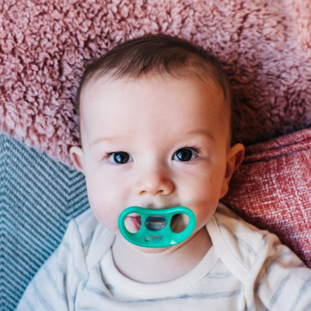 Tommee Tippee - Advanced Sensitive Soothers (6-18M) - Pack of 2 | MazenOnline