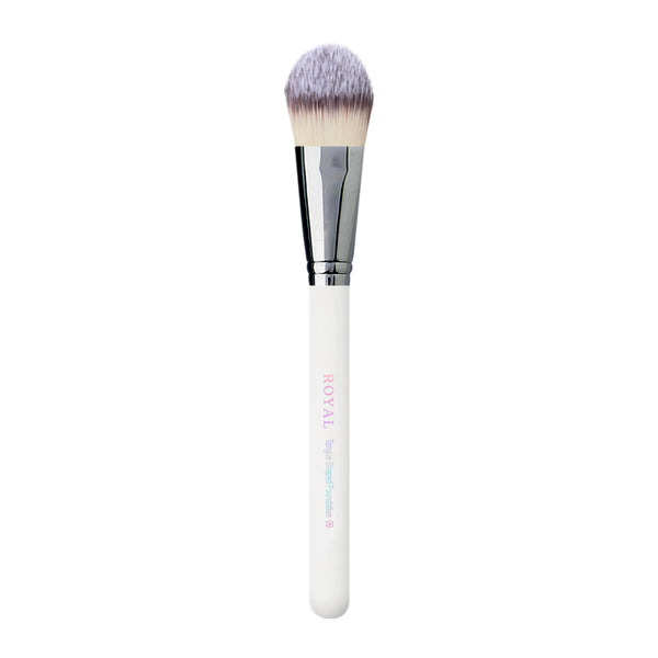 Royal Cosmetics - Tongue shaped foundation brush 09 | MazenOnline