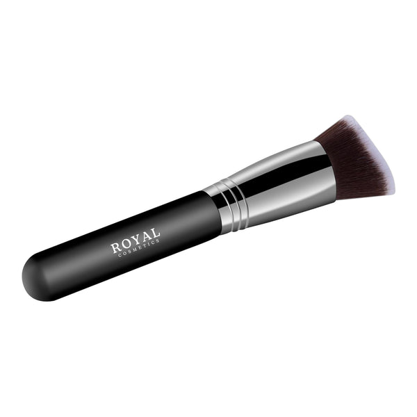 Royal Cosmetics - The EDGE FOUNDATION kabuki | MazenOnline