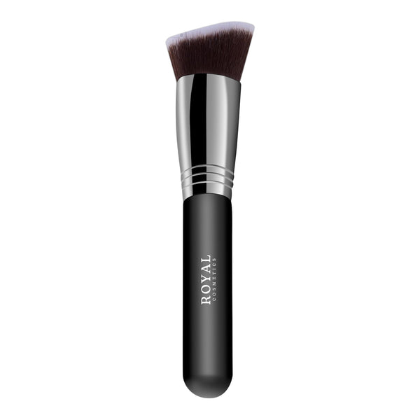 Royal Cosmetics - The EDGE FOUNDATION kabuki | MazenOnline