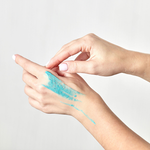Revitalizing Body Scrub with Dead Sea Crystals – Jar 250ml - MazenOnline
