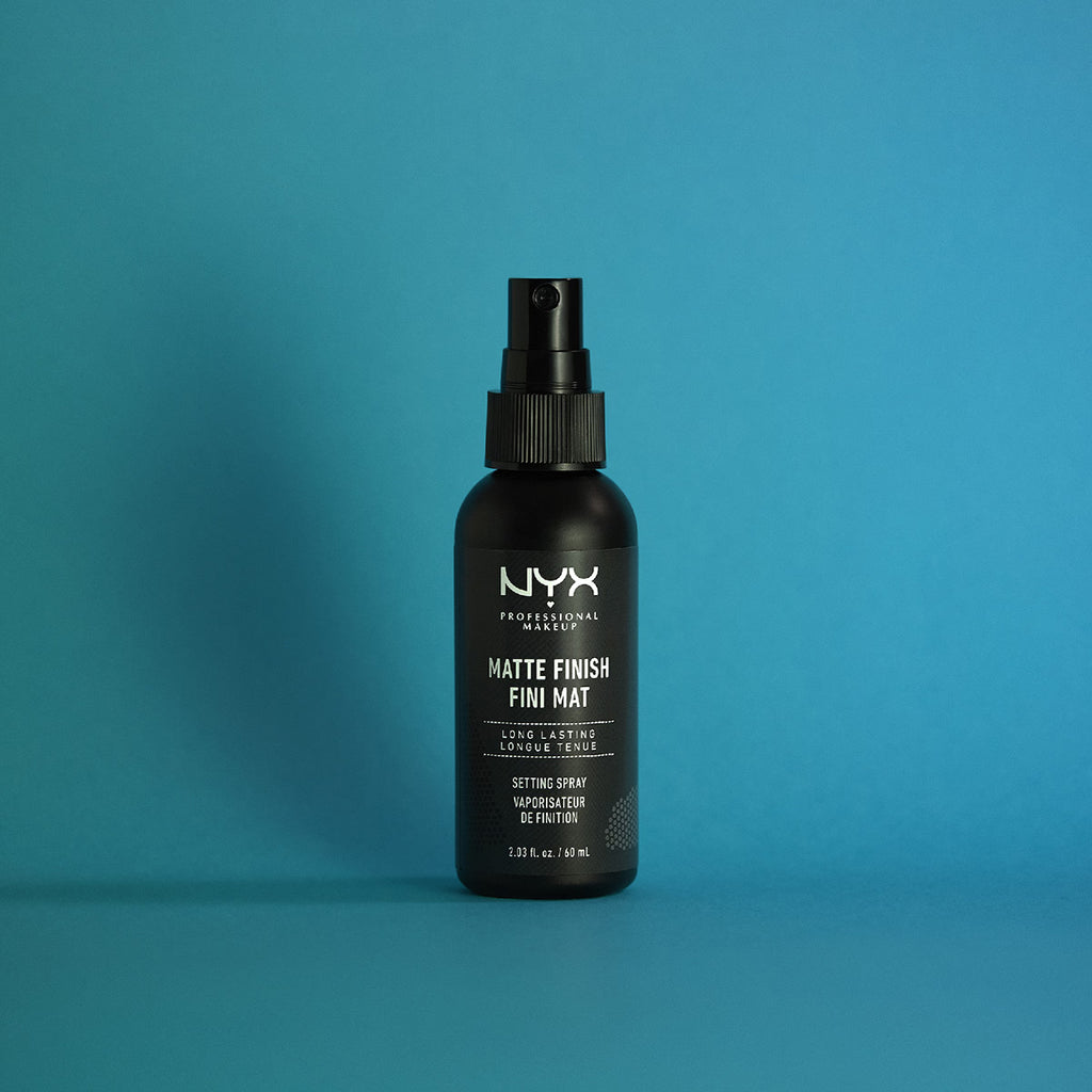 Matte Finish, Lightweight And Extends Makeup Wear Up To 16 Hours