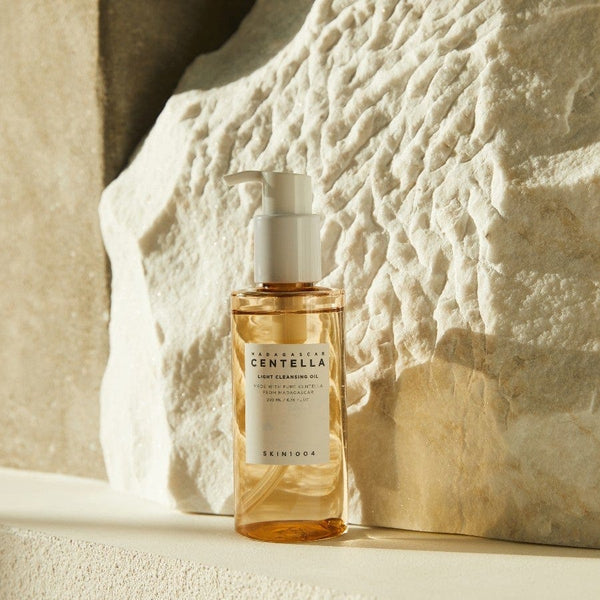 SKIN1004 Cleanser Madagascar Centella Light Cleansing Oil