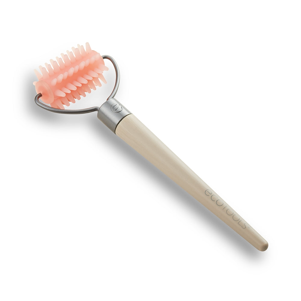 Textured Facial Roller For Facial Massaging With a Bamboo Handle - MazenOnline