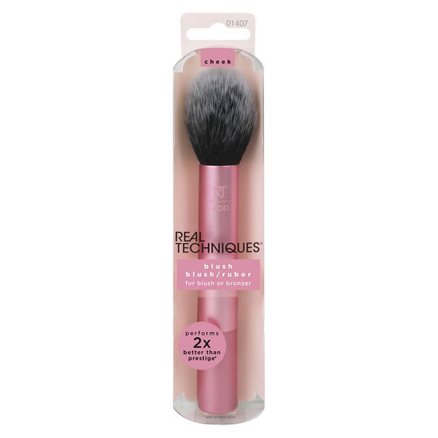 Ultra Plush Blush Makeup Brush - MazenOnline
