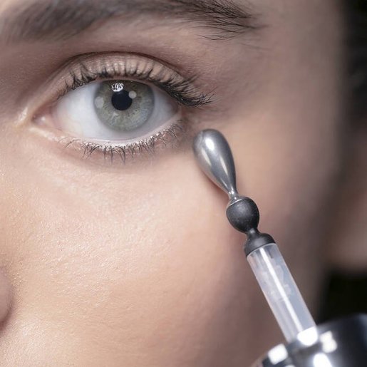 Advanced Génifique Yeux Light Pearl - Youth Activating Eye & Lash Concentrate - MazenOnline