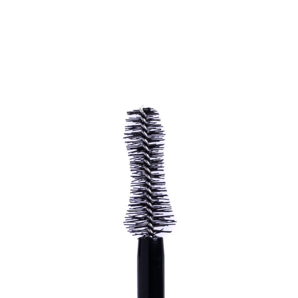 makeup looks bassam fattouh Eye Dare Mascara